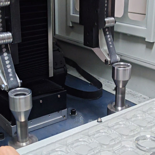 ผลิตภัณฑ์ครอบคลุมเคลือบ 2 สถานี CNC Grinding Brushing อุปกรณ์พื้นผิวของผลิตภัณฑ์รอบปกติ 7