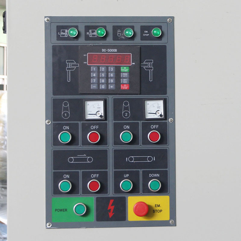 เครื่องขัดโลหะแบนอัตโนมัติขนาด 1500 มม. PLC Core พร้อมสายพานปรับได้