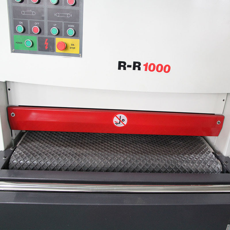 ทนทาน มีประสิทธิภาพสูง การบดแห้ง Rr1000mm ส่วนโลหะ ด้านผิว Deburring Sheet โลหะ Buffing เครื่องวาดสําหรับโลหะ